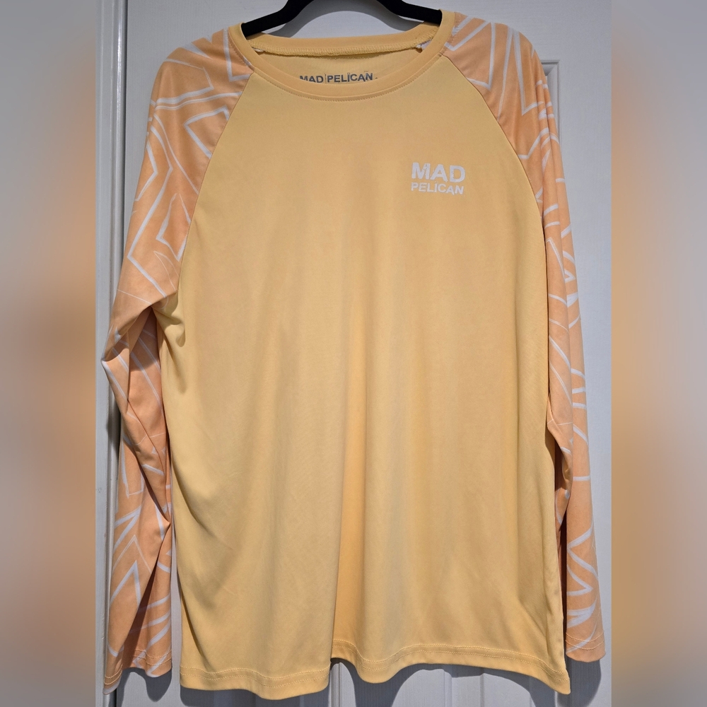 Men's Mad Pelican Swirl On Edges Sun Kicker Raglan UV T-shirt Sunburst Size Med